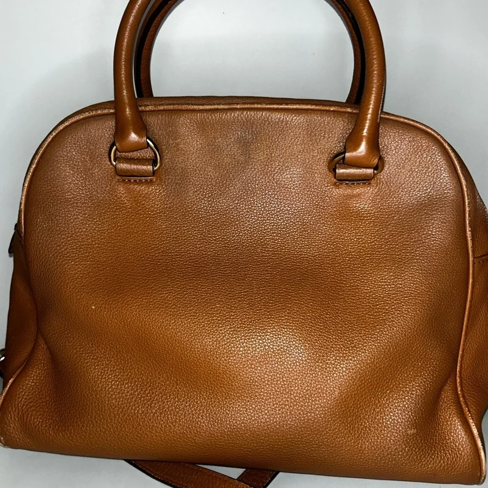 Pre loved Michael Kors pebbled leather satchel